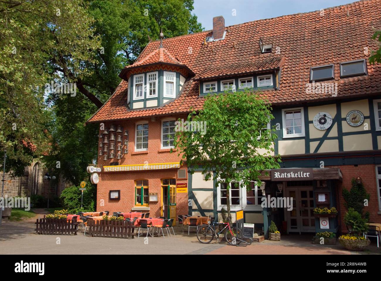German Ratskeller Ratskeller restaurant hi-res stock photography and images - Alamy