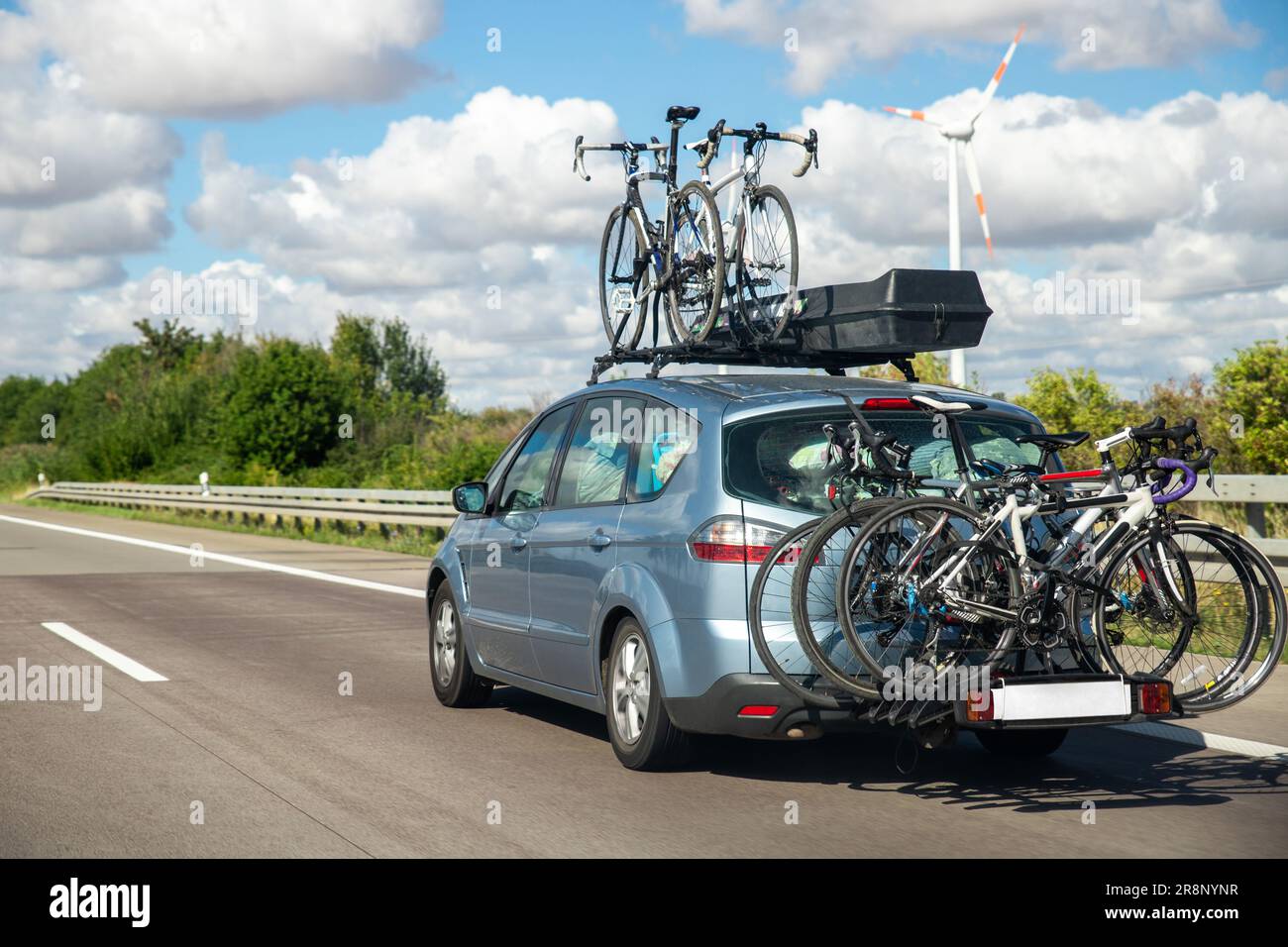 Family suv roof rack hi res stock photography and images Alamy
