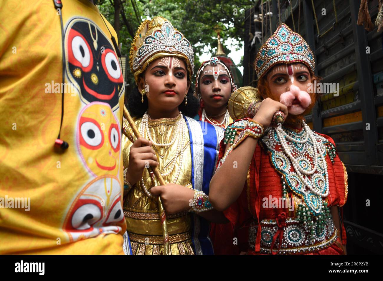 The devotees of the International Society Of Krishna Consciousness (ISKCON) celebrate Rath Yatra utsav in Kolkata, India on June 20, 2023. (Photo by Sayantan Chakraborty / Pacific Press/Sipa USA) Stock Photo