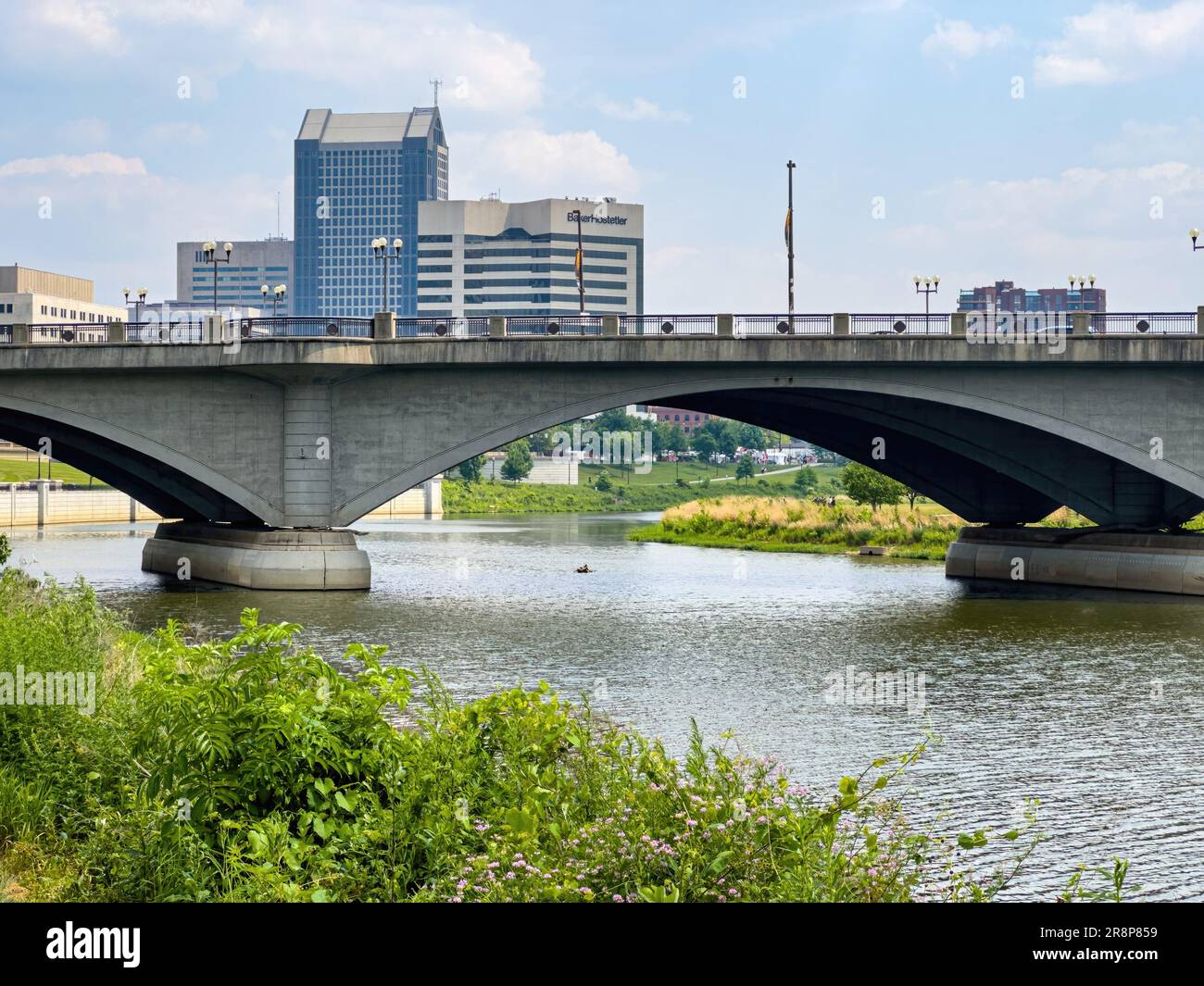 Battelle Riverfront Park With Scioto River - COLUMBUS, UNITED STATES ...