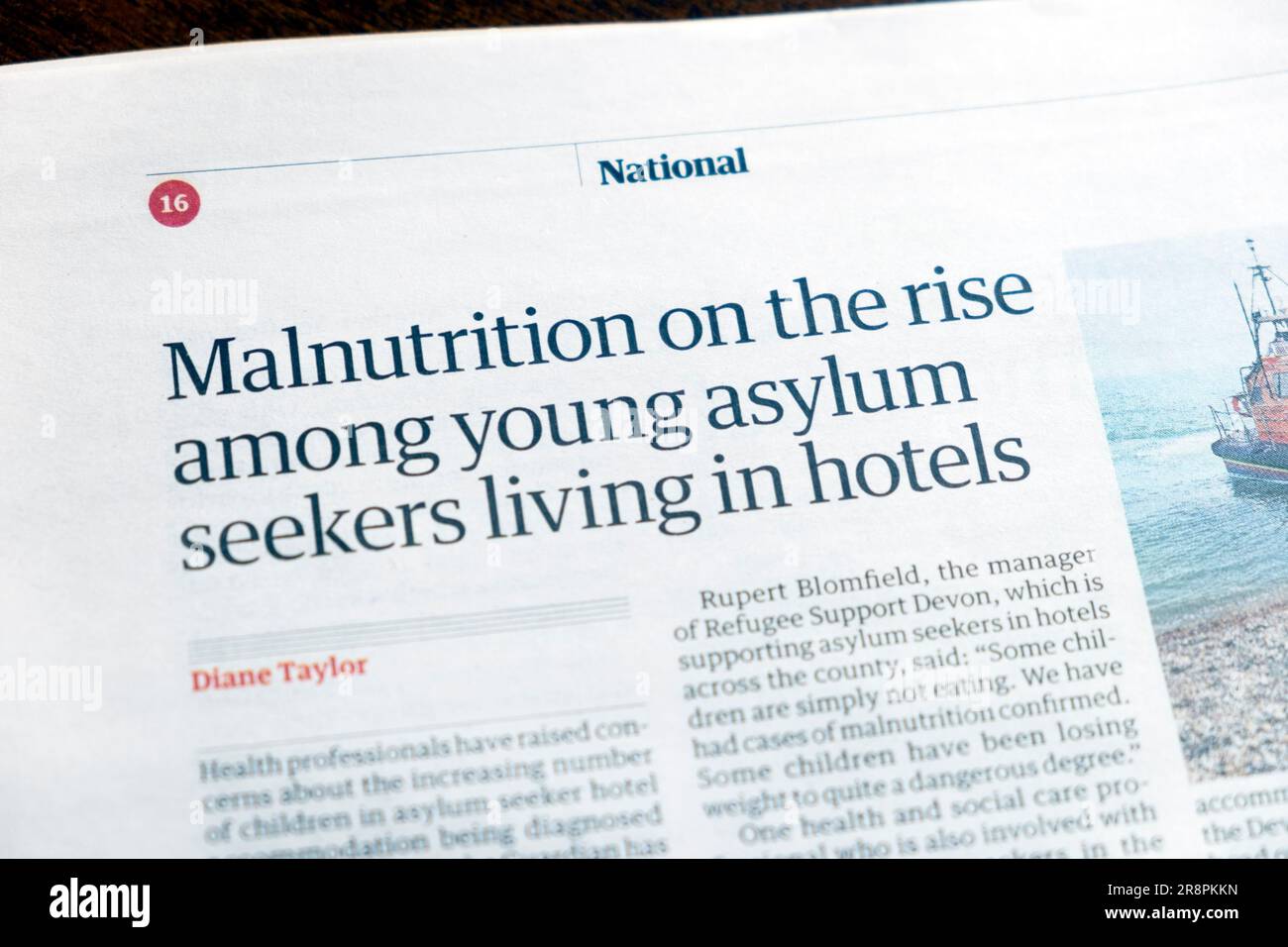 'Malnutrition on the rise among young asylum seekers living in hotels' Guardian newspaper headline Stock Photo