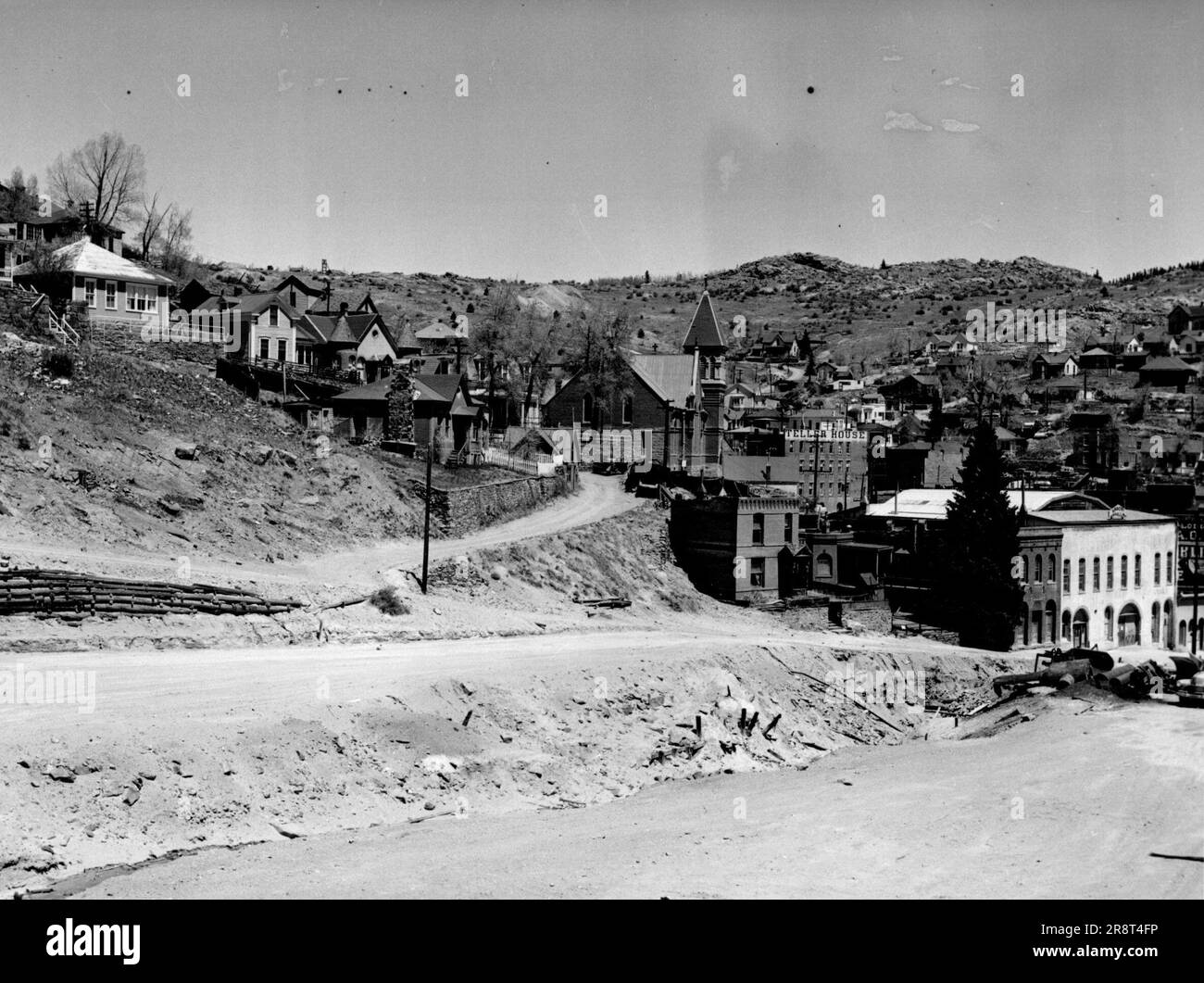 general-city-40-miles-west-of-denver-is-little-changed-from-the-days