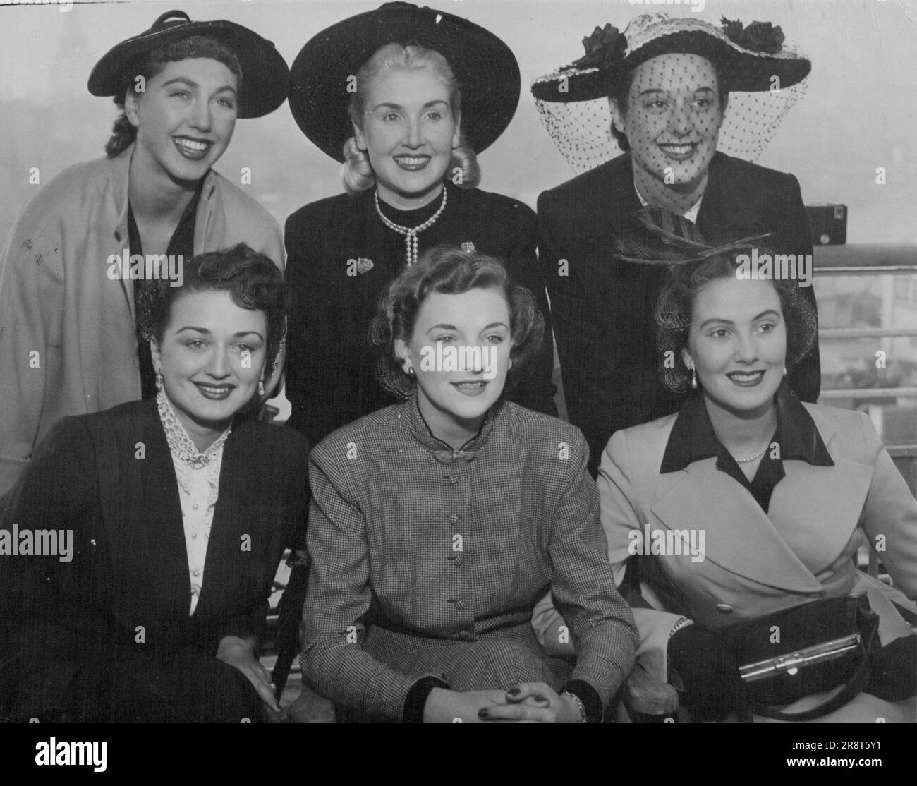 Folies Bergeres, Margaret Diane. June 17, 1952. Stock Photo
