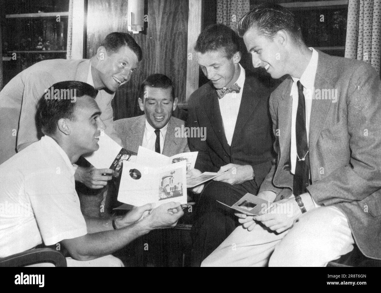 Tennis instructor vintage Black and White Stock Photos & Images Alamy