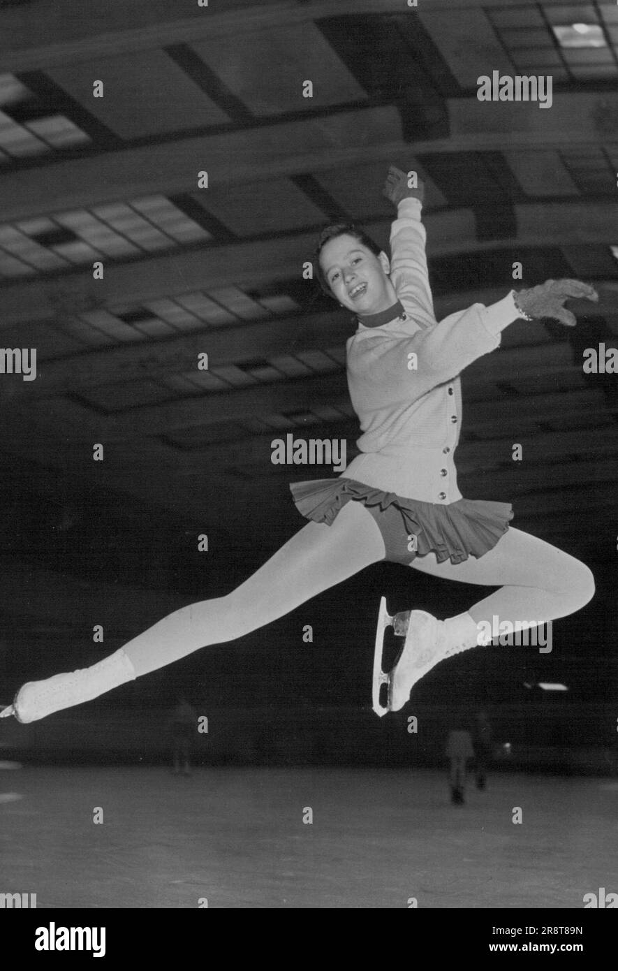 Britain's iceskat­ing champion, 15 yearold Yvonne Sugden, is shown