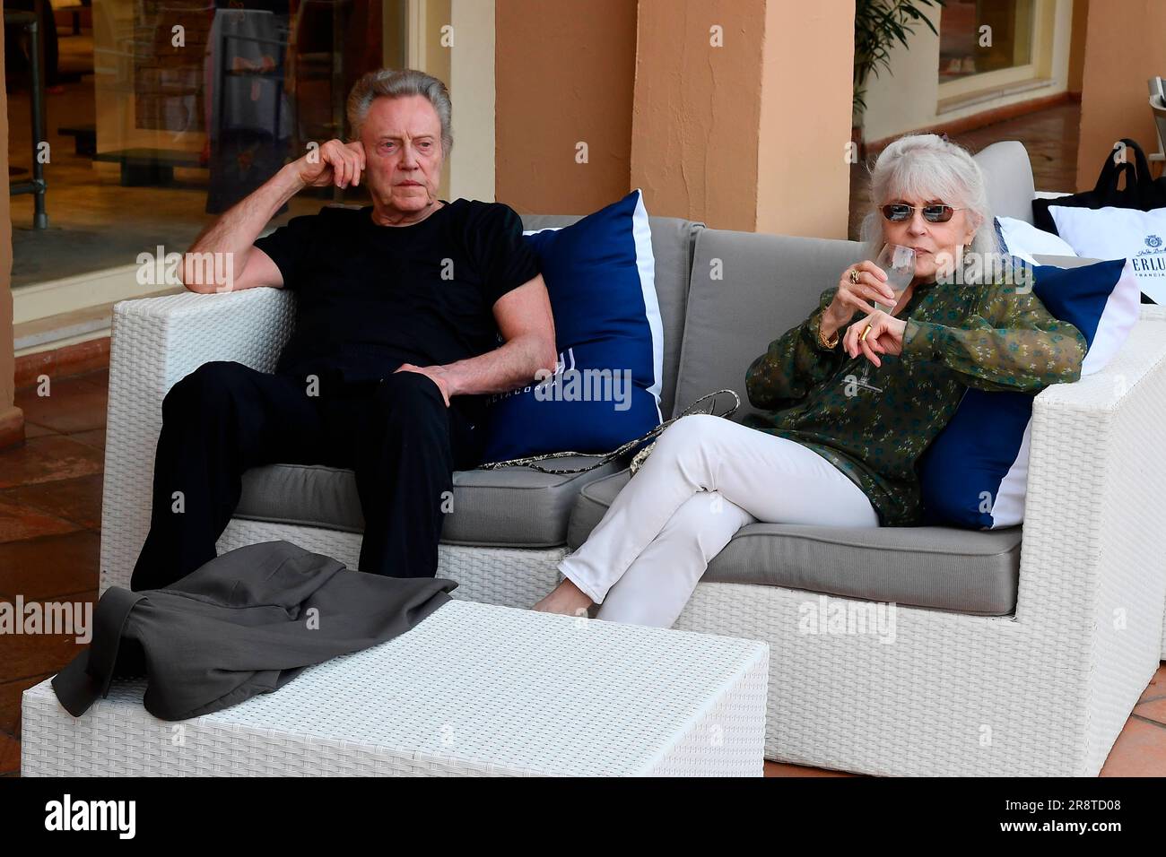Chaff, Italy. 22nd June, 2023. Pula : Filming Italy Sardinia Festival . Early evening . Pictured : Christopher Walken and wife Georgianne Credit: Independent Photo Agency/Alamy Live News Stock Photo