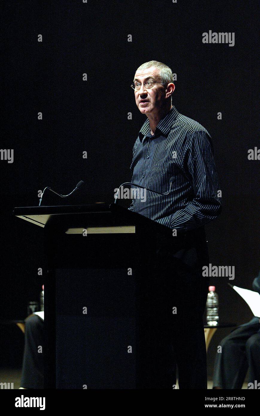 Barry McGovern reading Samuel Beckett poetry and prose at the NIDA ...