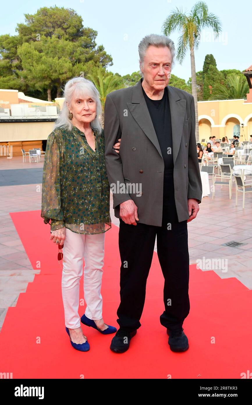 Chaff, Italy. 22nd June, 2023. Pula : Filming Italy Sardinia Festival . Red carpet prime time . Pictured : Christopher Walken and wife Credit: Independent Photo Agency/Alamy Live News Stock Photo