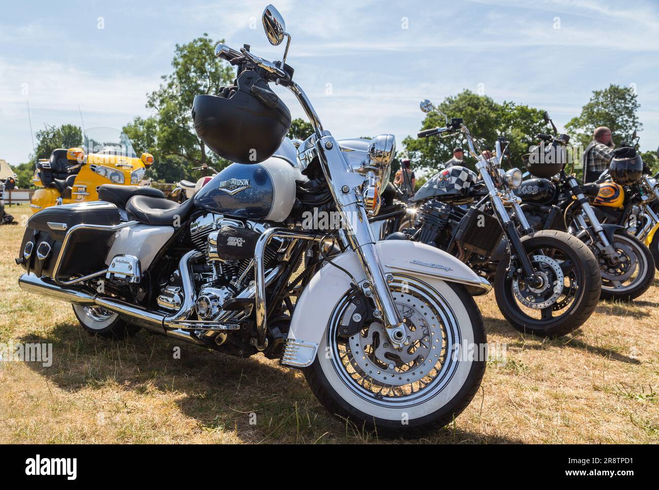 White wall tyres hires stock photography and images Alamy