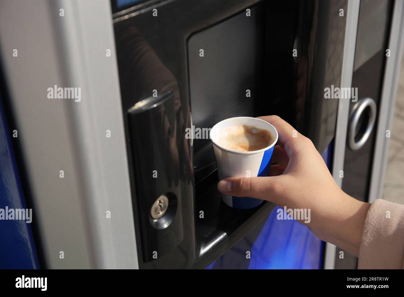 Coffee from vending machine hi-res stock photography and images - Alamy