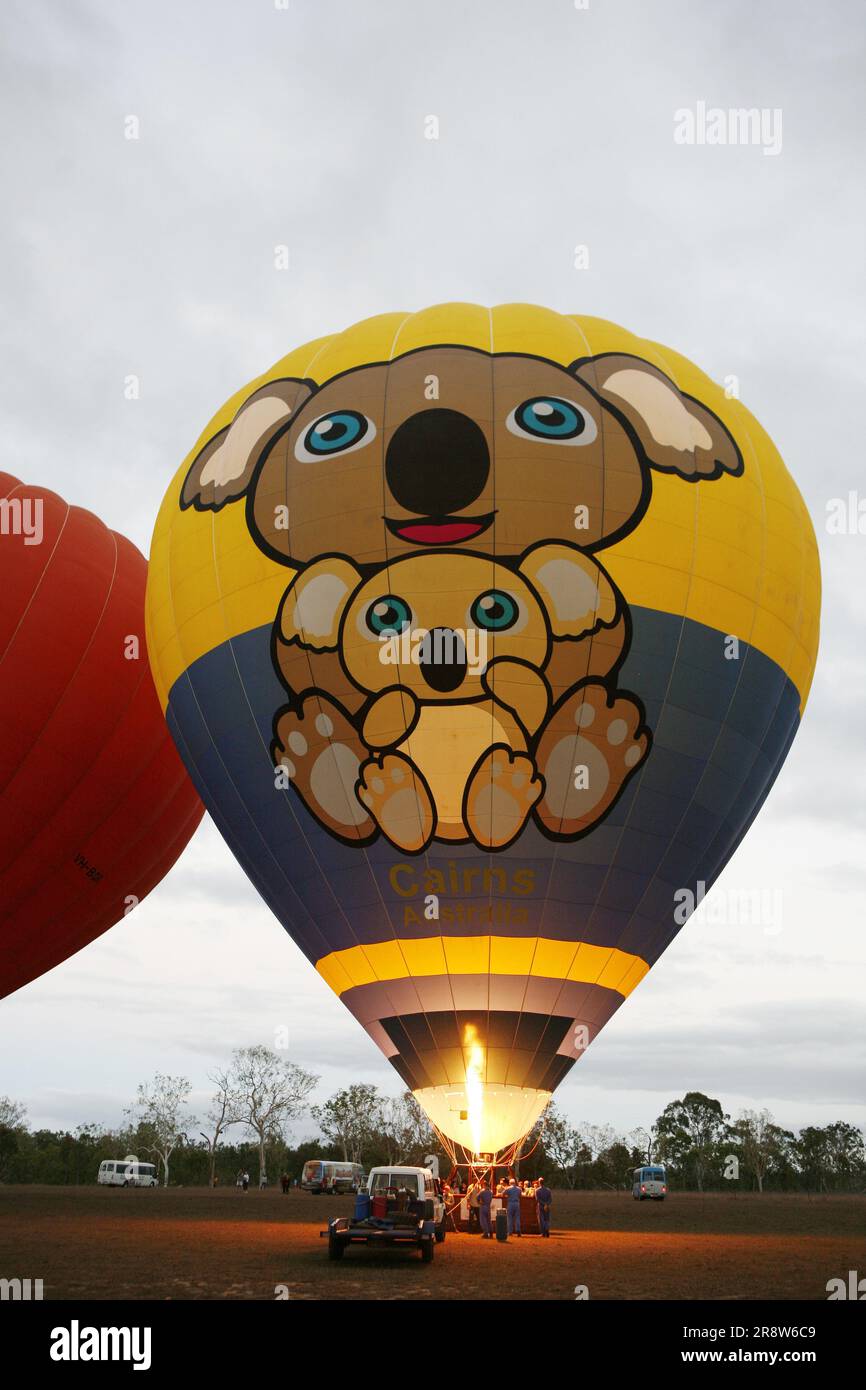 Balloon Tour of the Cairns Plains Stock Photo Alamy