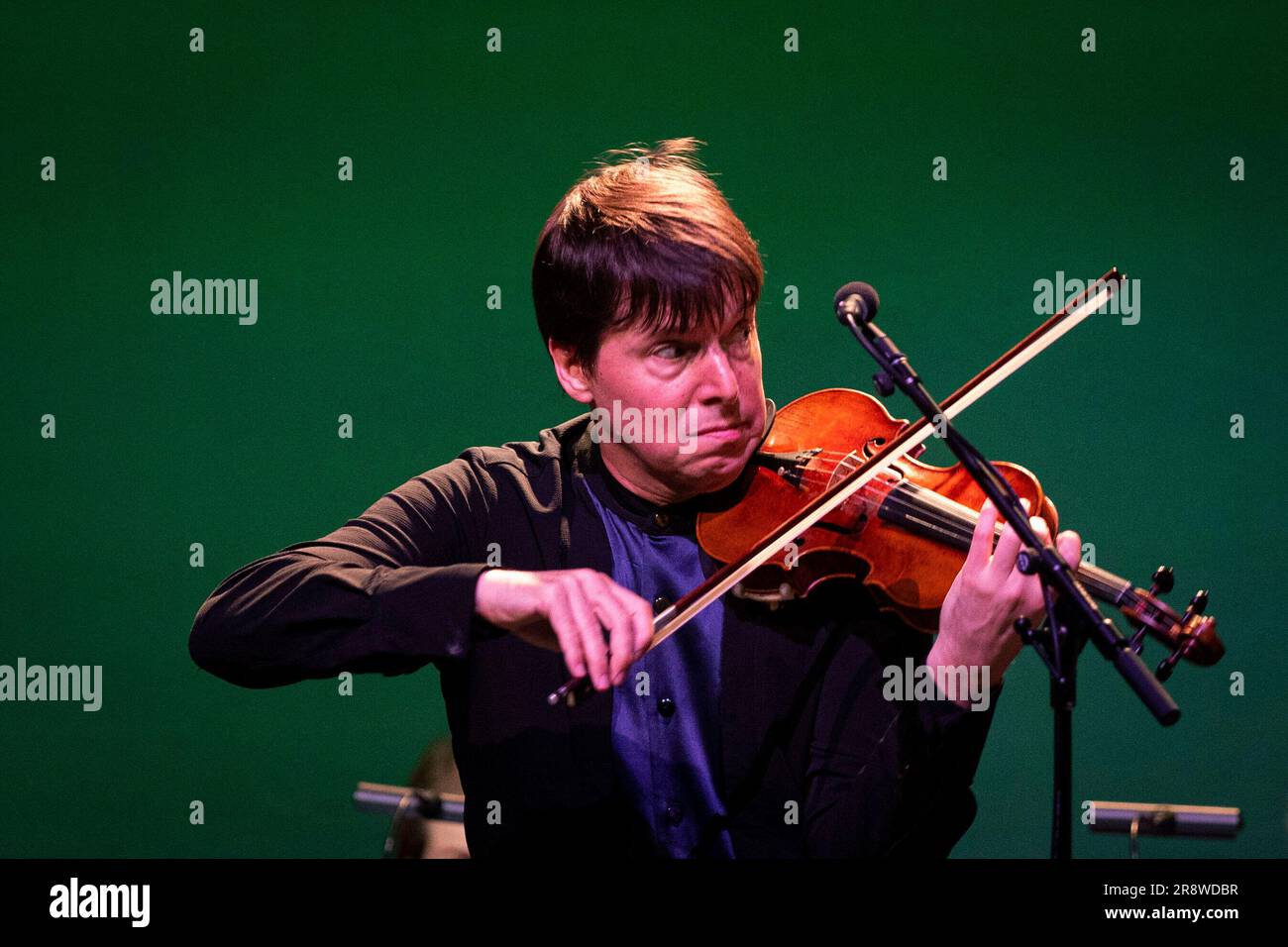 Washington, DC, USA. 22nd June, 2023. Joshua Bell, violinist, performs during a state dinner at the White House in Washington, DC, US, on Thursday, June 22, 2023. Biden and Modi announced a series of defense and commercial deals designed to improve military and economic ties between their nations during a state visit today. Credit: Al Drago/Pool via CNP/dpa/Alamy Live News Stock Photo