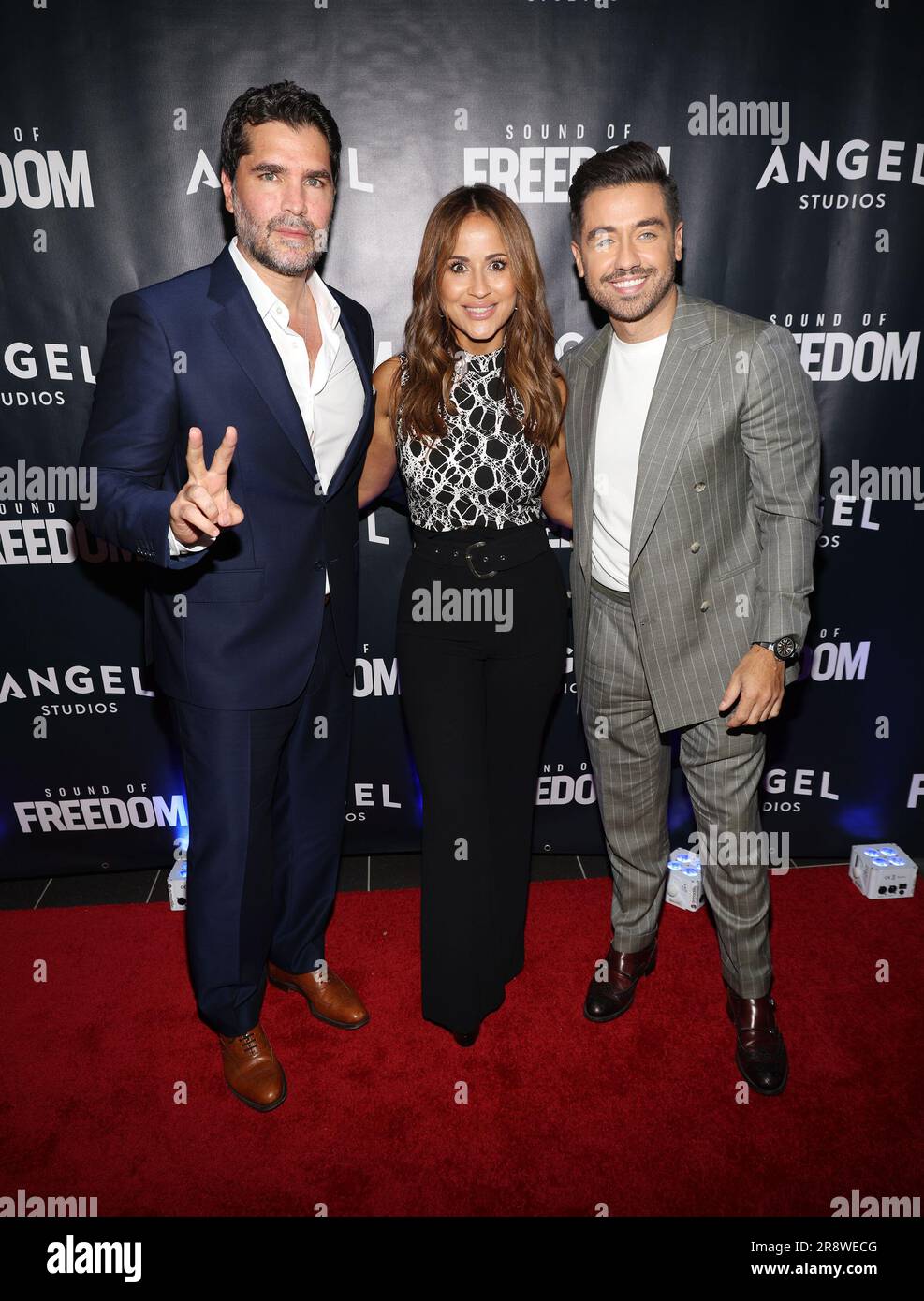 Eduardo Verstegui Miami Beach, FL-JUNE 22: Actor Eduardo Verástegui, Jackie Guerrido and