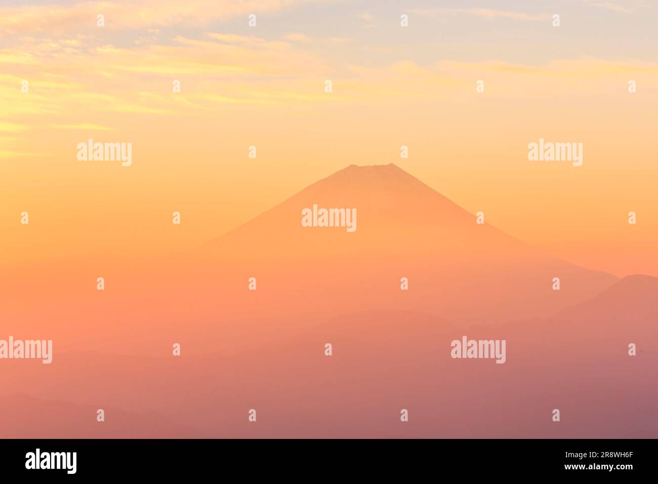 Mt Fuji Sunrise Stock Photo Alamy