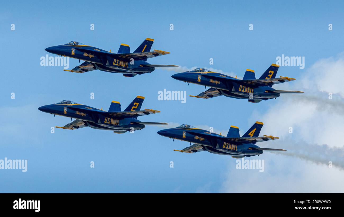 The amazing jets flying overhead Stock Photo Alamy