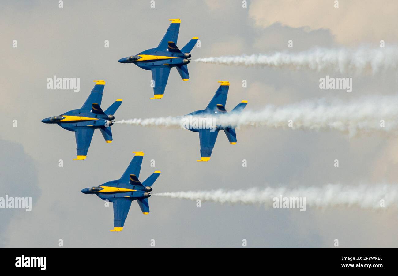 The amazing jets flying overhead Stock Photo Alamy