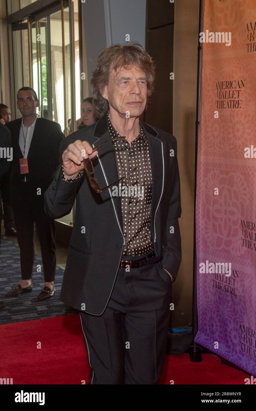NEW YORK, NEW YORK - JUNE 22: Mick Jagger attends the 2023 American Ballet Theater's June Gala and New York Premier of 'Like Water for Chocolate' at The Metropolitan Opera House on June 22, 2023 in New York City. Stock Photo