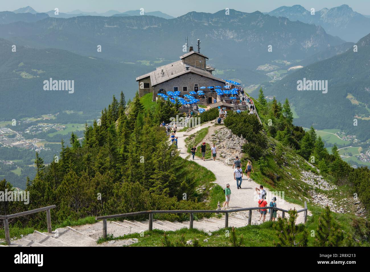 Kehlsteinhaus Eagle Nest in Obersalzberg, Germany Stock Photo - Alamy