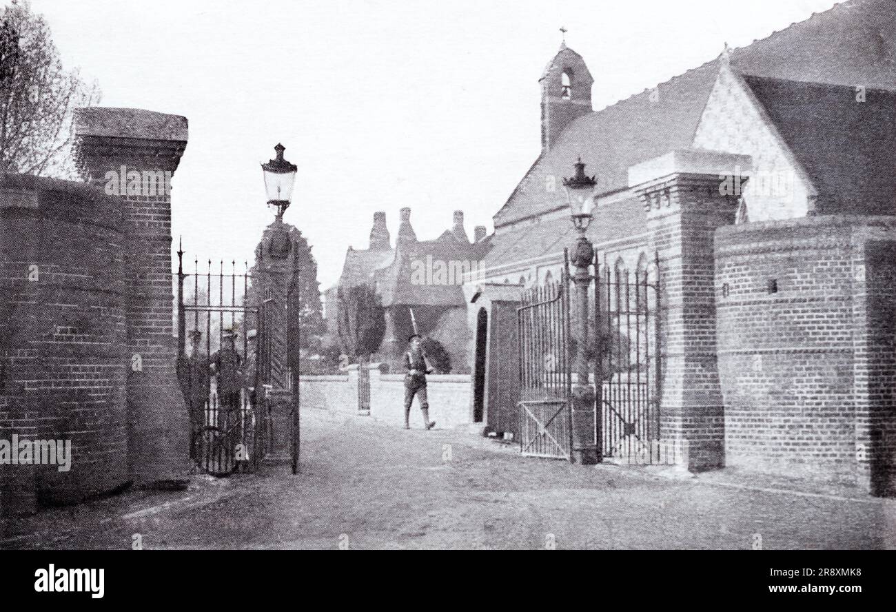 The front gate of the Guards Depot, Caterham c.1916 Stock Photo Alamy