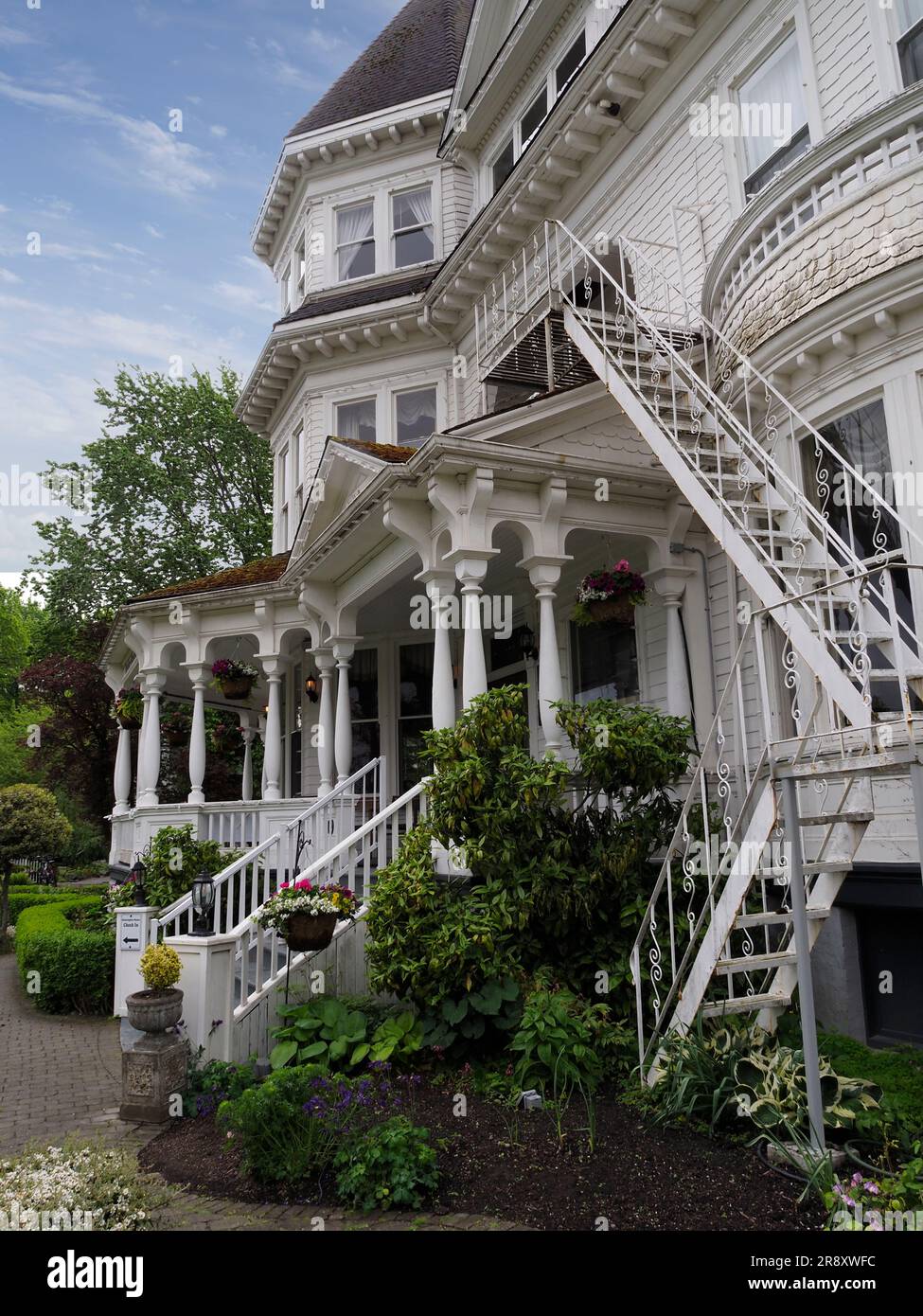 Pendray Inn and Tea House located inner Bay Area of Victoria, Victoria