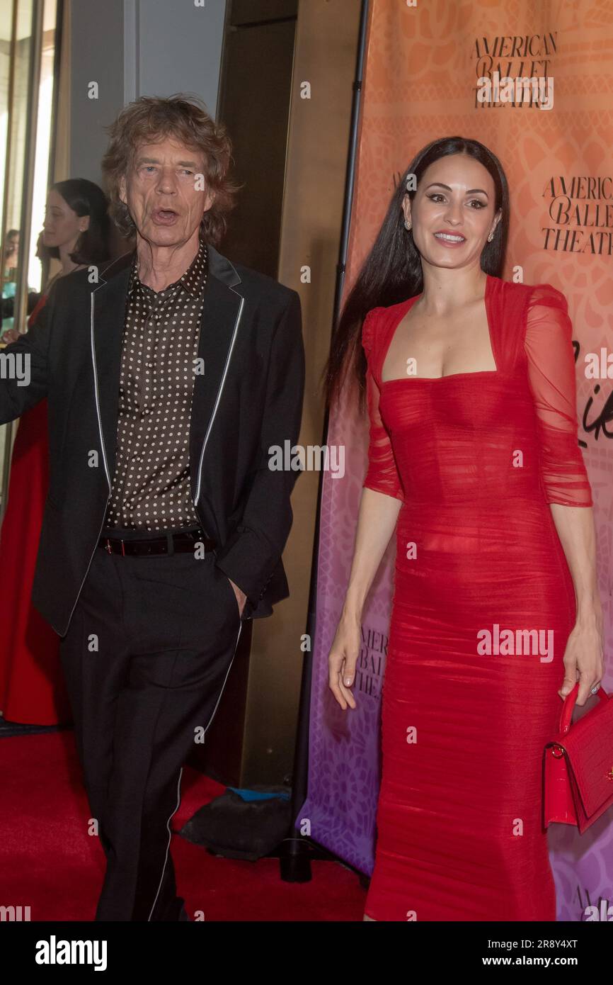 New York, United States. 22nd June, 2023. Melanie Hamrick and Mick Jagger attend the 2023 American Ballet Theater's June Gala and New York Premier of 'Like Water for Chocolate' at The Metropolitan Opera House in New York City. Credit: SOPA Images Limited/Alamy Live News Stock Photo