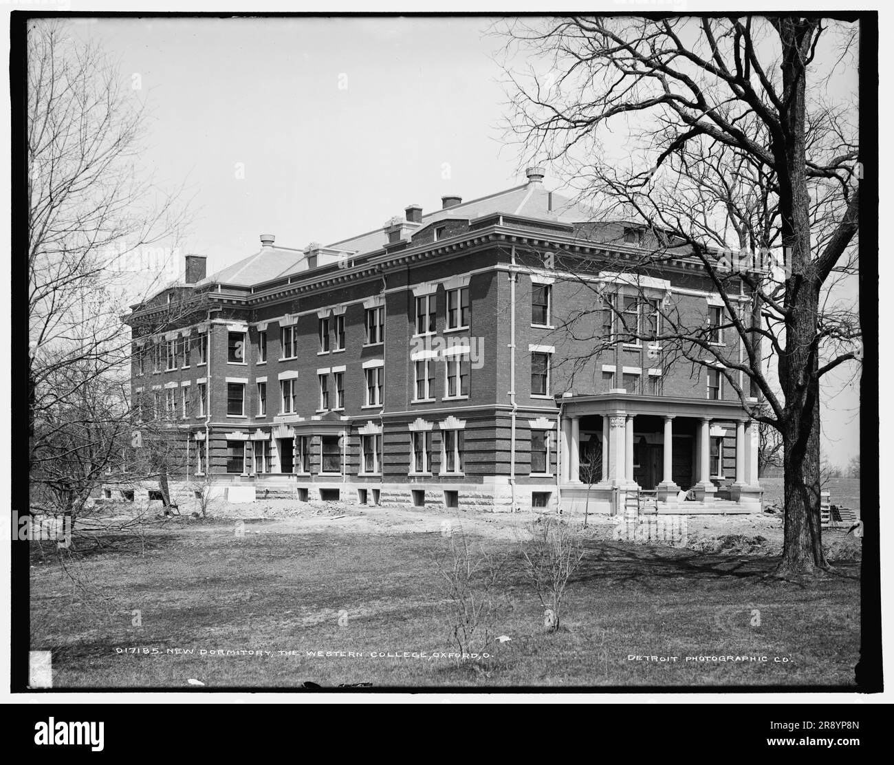 New dormitory, the Western College, Oxford, Ohio, between 1900 and 1906. Stock Photo