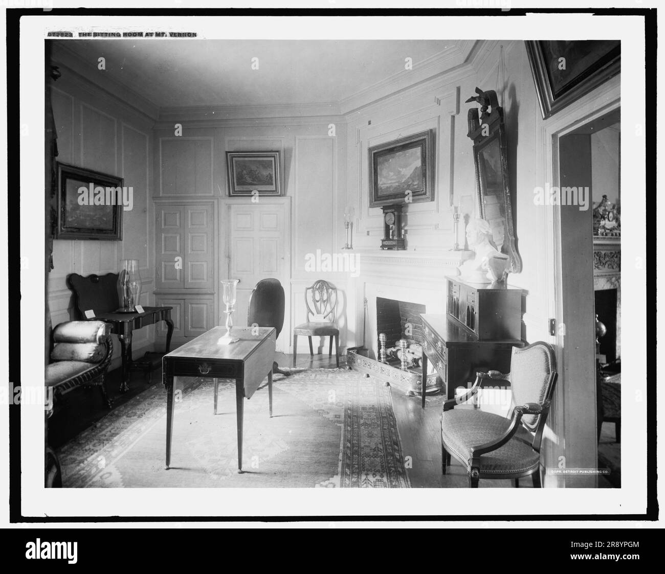 The Sitting room at Mt. Vernon, c.between 1910 and 1920 Stock Photo Alamy