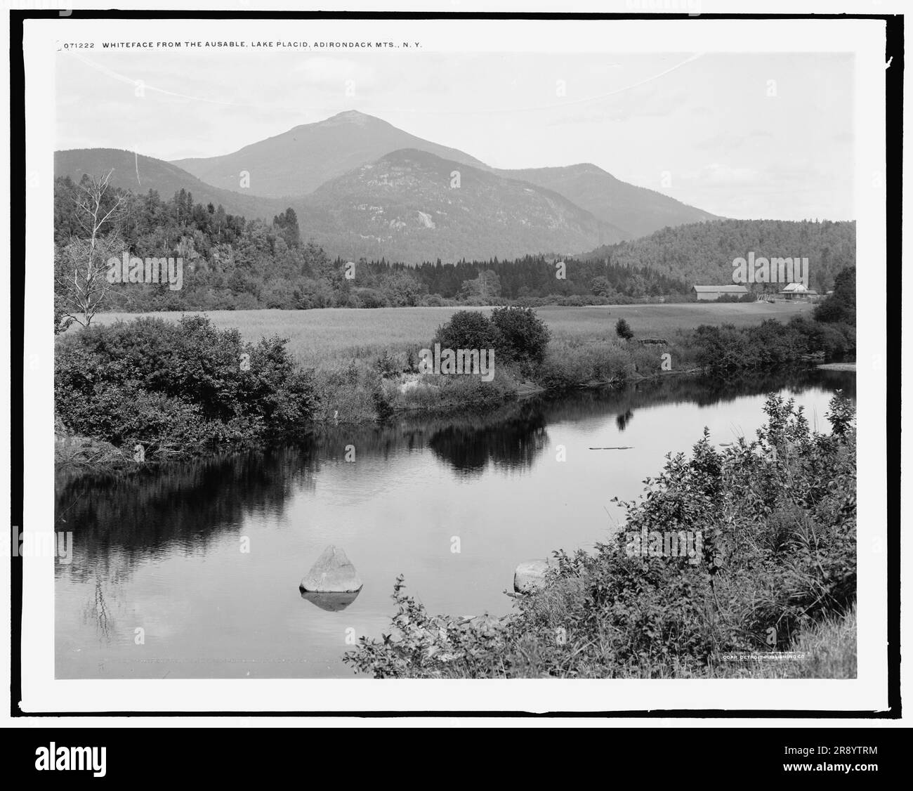 Adirondacks historic Black and White Stock Photos & Images Alamy