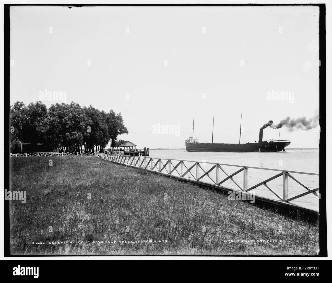 St. clair river michigan ships hi-res stock photography and images - Alamy