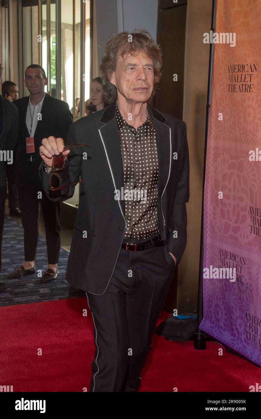 New York, New York, USA. 23rd June, 2023. (NEW) 2023 American Ballet Theater's June Gala and New York Premier of 'Like Water for Chocolate'. June 22, 2023, New York, New York, USA: Mick Jagger attends the 2023 American Ballet Theater's June Gala and New York Premier of 'Like Water for Chocolate' at The Metropolitan Opera House on June 22, 2023 in New York City. (Credit Image: © M10s/TheNEWS2 via ZUMA Press Wire) EDITORIAL USAGE ONLY! Not for Commercial USAGE! Stock Photo