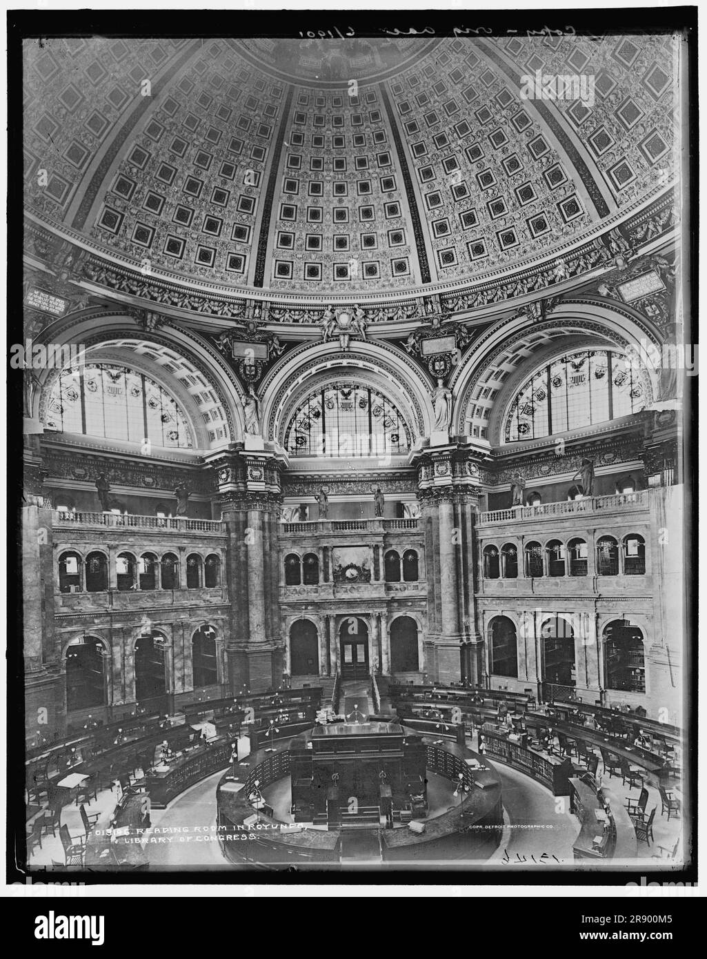 Historic reading room Black and White Stock Photos & Images Alamy