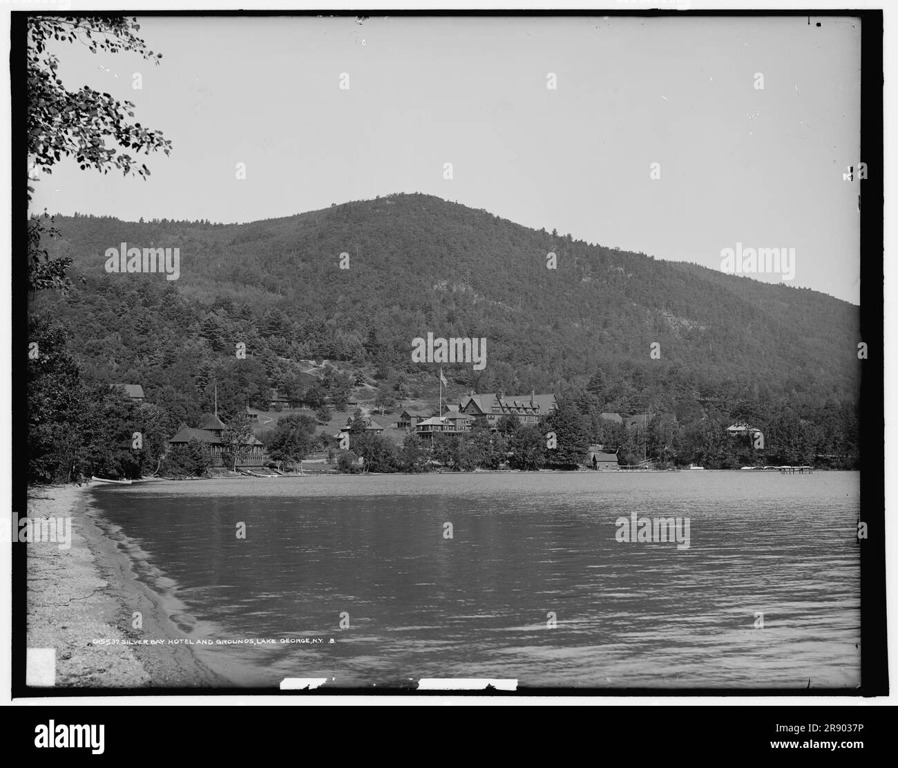 Silver Bay Hotel and grounds, Lake George, N.Y., between 1900 and 1906