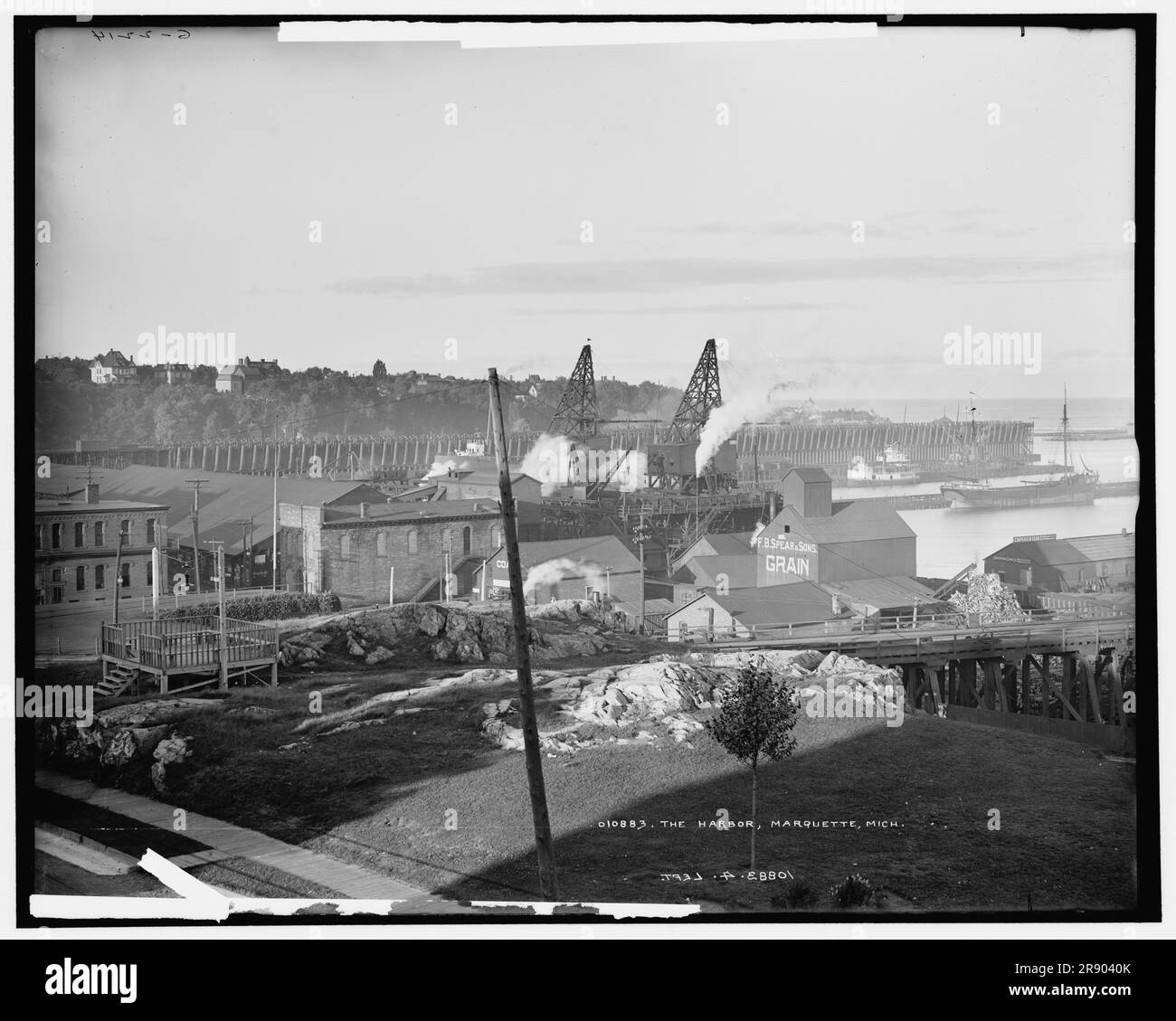 Dry dock in harbor Black and White Stock Photos & Images - Alamy