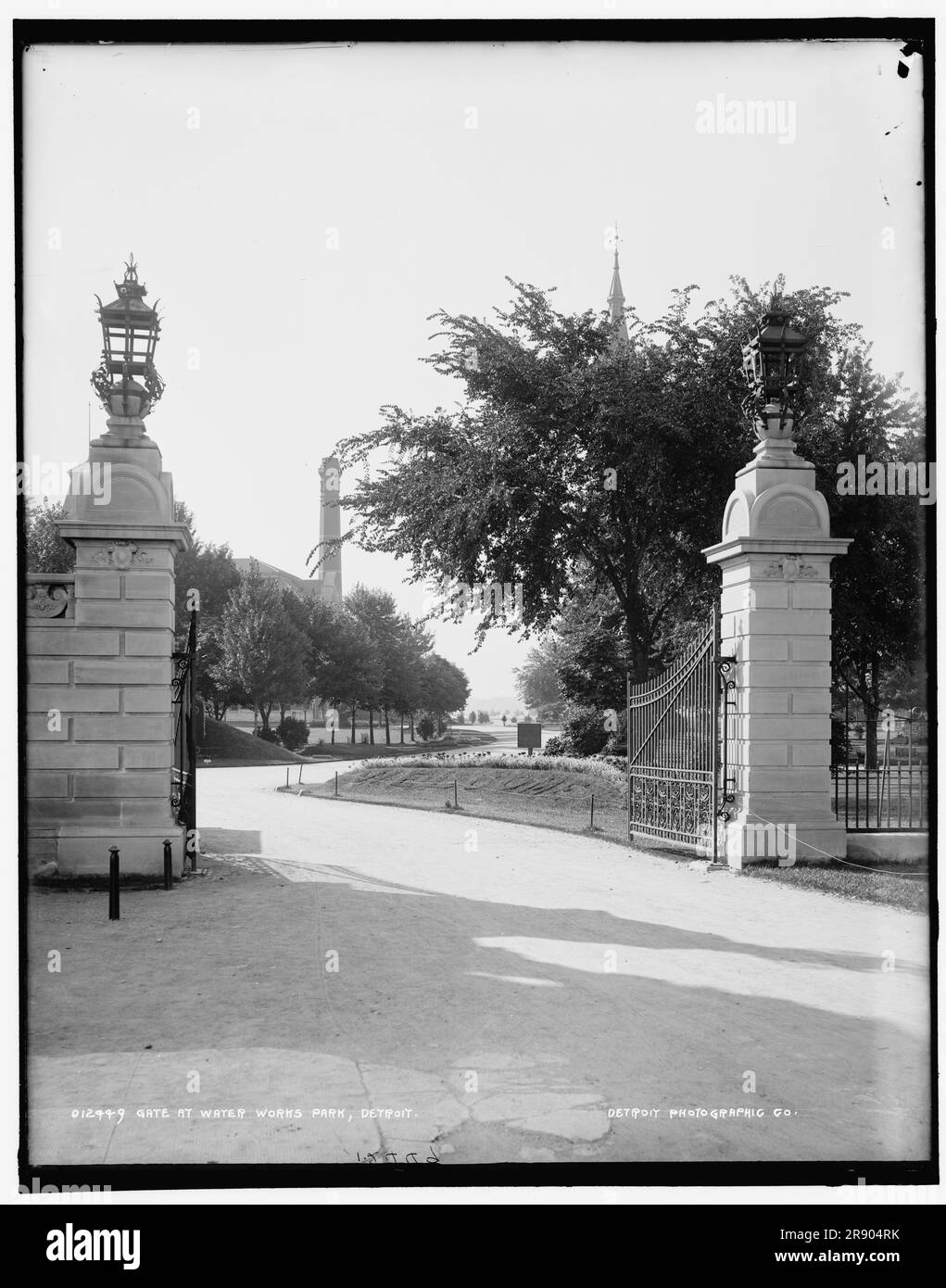Gate at Water Works Park, Detroit, between 1890 and 1901 Stock Photo