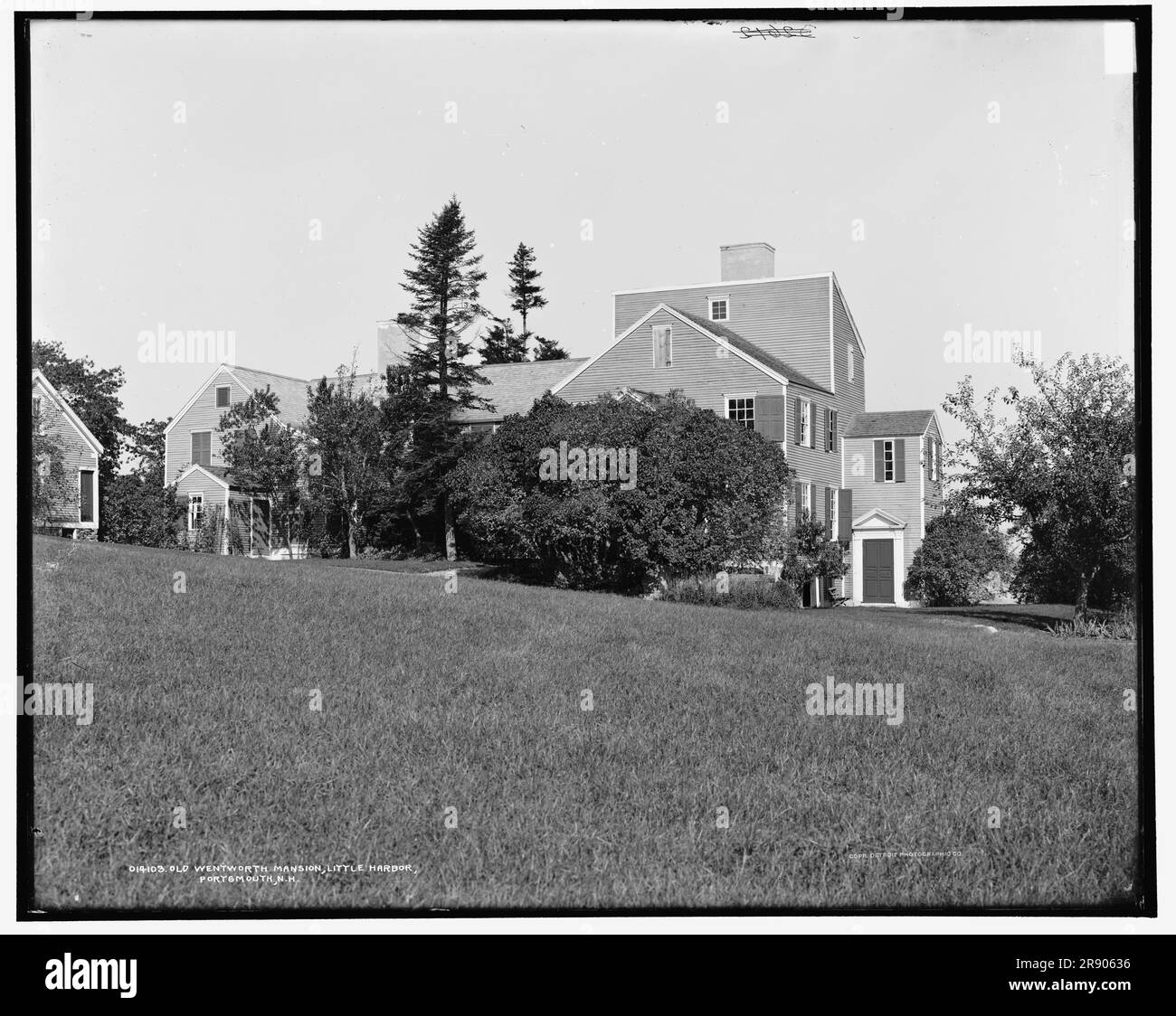 Old Benning Wentworth Mansion, Little Harbor, Portsmouth, N.H., c1901
