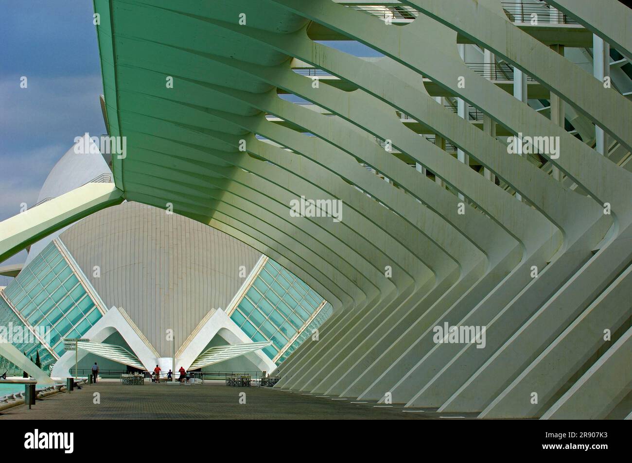 L'Umbracle, architect Santiago Calatrava, Quarter of Arts and Sciences ...