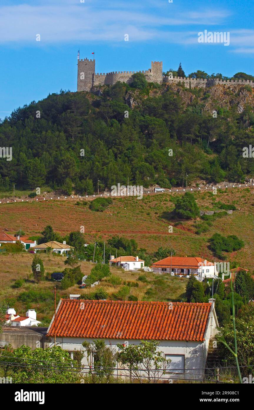 Sesimbra Castle, Sesimbra, Setubal district, Serra de Arrabida, Lisbon coast, Portugal Stock Photo