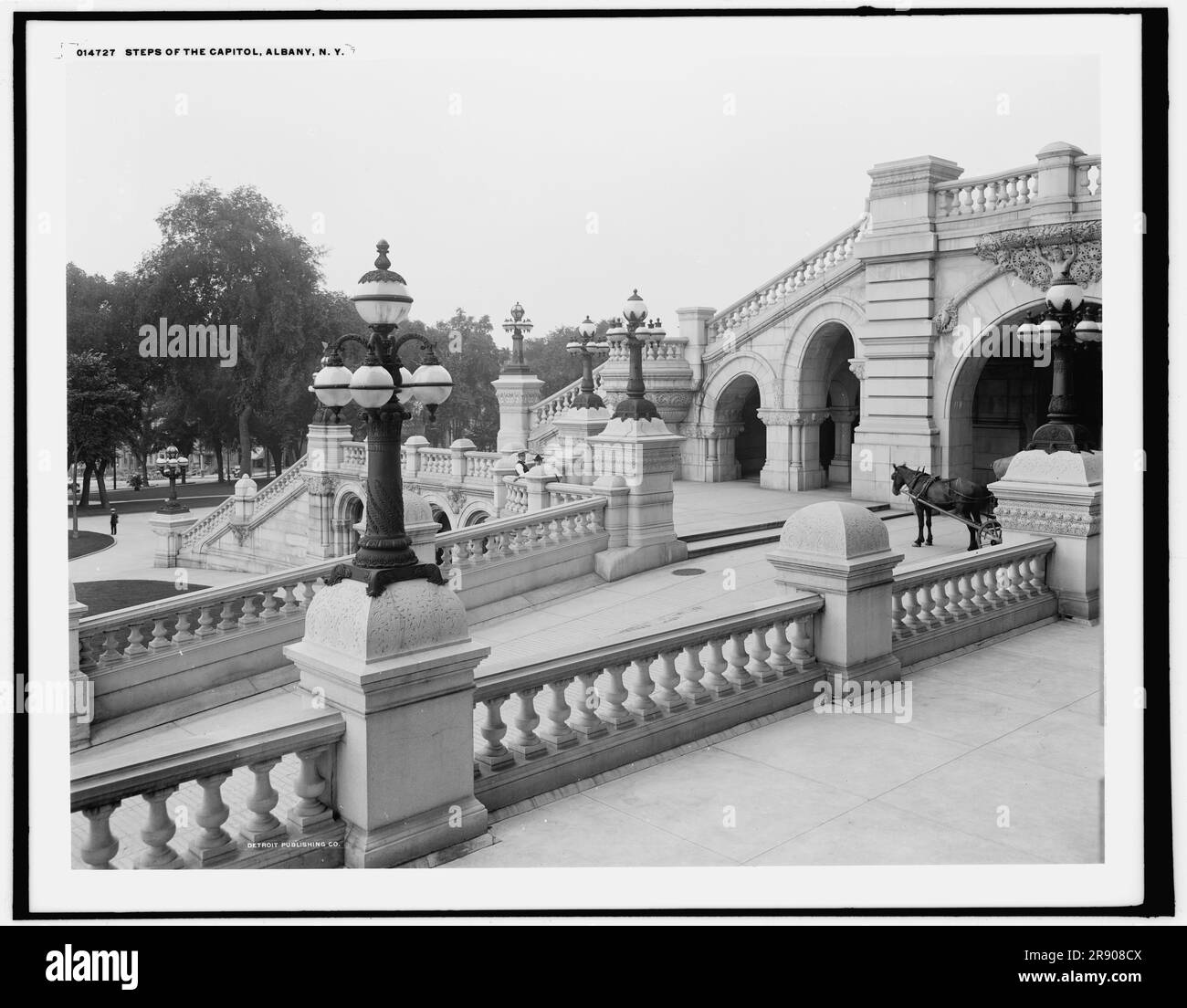 Steps of the Capitol, Albany, N.Y., between 1900 and 1906. Stock Photo