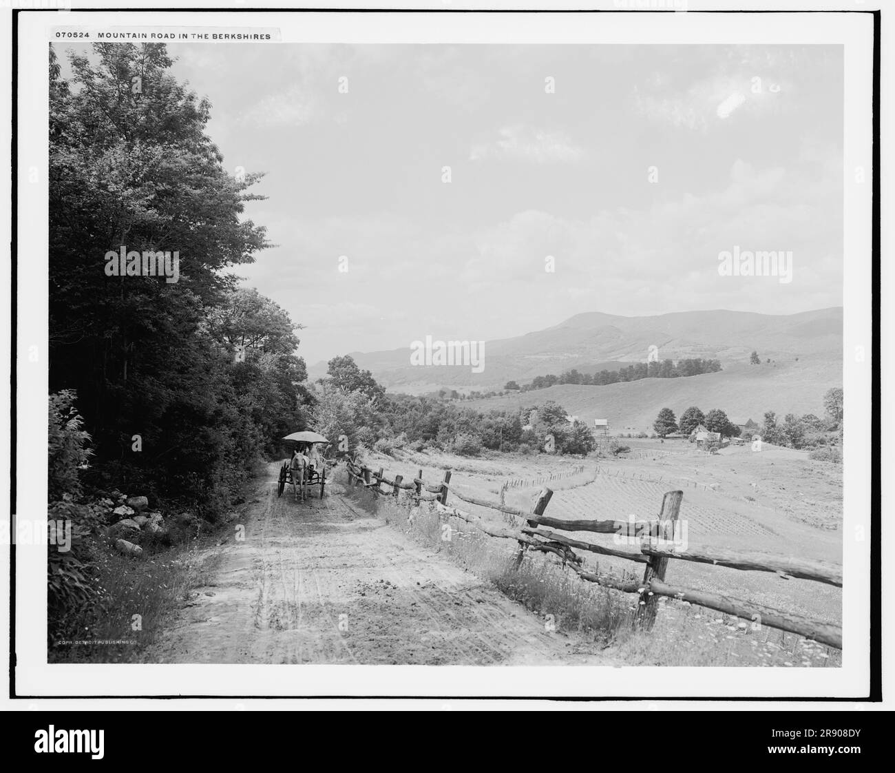 Mountain road in the Berkshires, c1908 Stock Photo Alamy