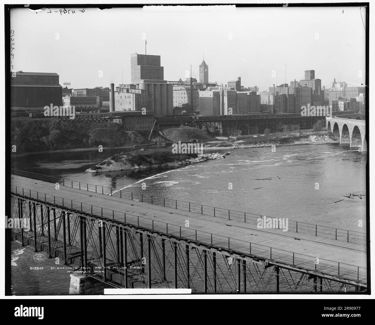 St. Anthony's Falls and the milling district, Minneapolis, Minn., c1908