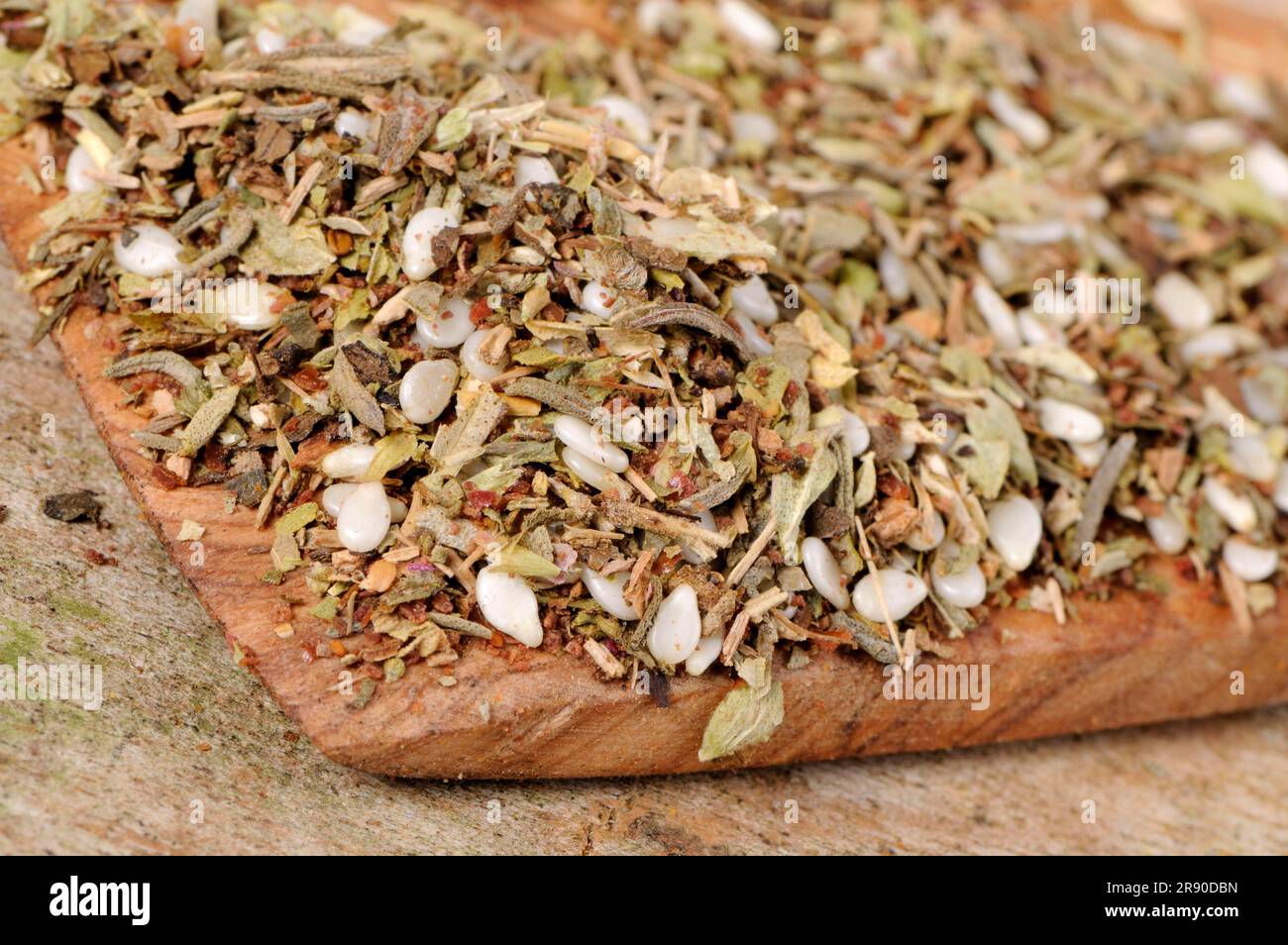 Zahtar, Arabic spice mixture with sesame seeds, sumac fruits, thyme