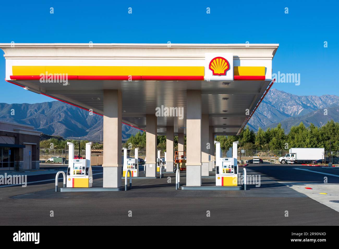 Upland, CA Nov. 12, 2022 One of Shell USA's newest gasoline stations