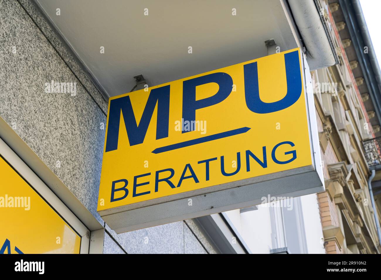 Schild MPU Beratung, Wiesbaden, Hessen, Deutschland Stock Photo