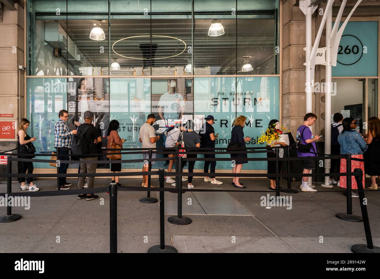 shoppers-line-up-for-bargains-outside-260-sample-sale-for-the-sample
