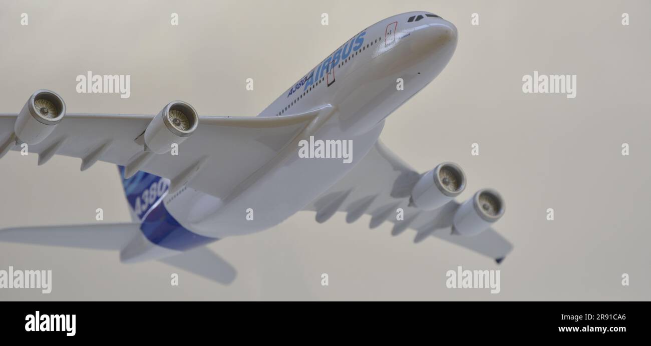 City: Marilia, São Paulo, Brazil - 04 October 2022: Boeing model A380 aircraft. Photo taken from the bottom up. Miniature scale model. : Editorial Stock Photo