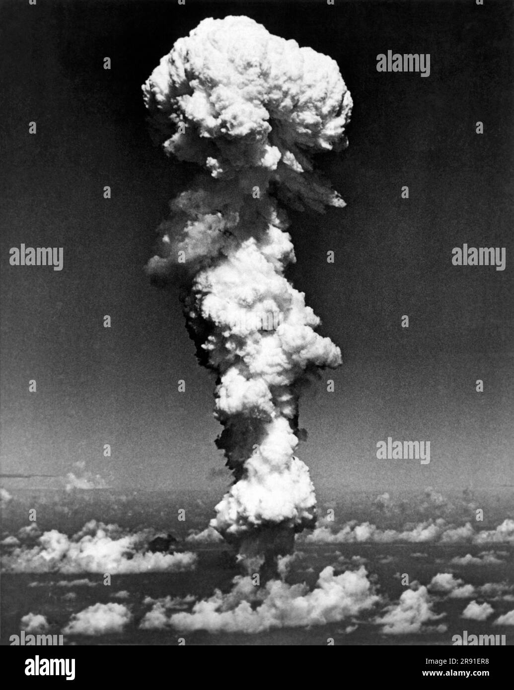 Marshall islands aerial Black and White Stock Photos & Images Alamy