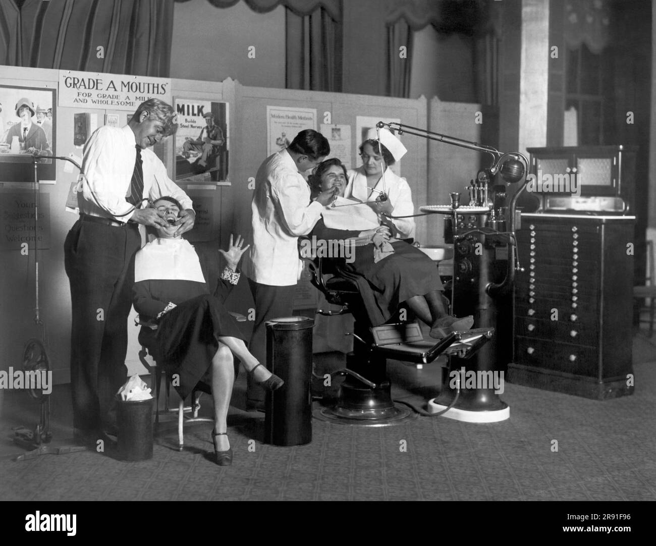 New York, New York December 4, 1925 The Dental Society of New York