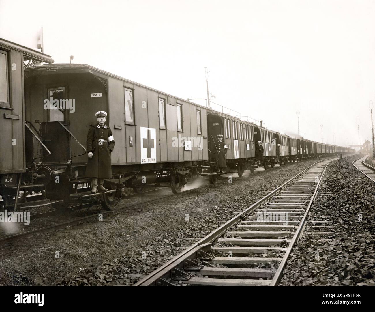 Berlin, Germany:  c. 1916 A German Red Cross hospital train with its attendants prepares to leave for the battlefront. Stock Photo