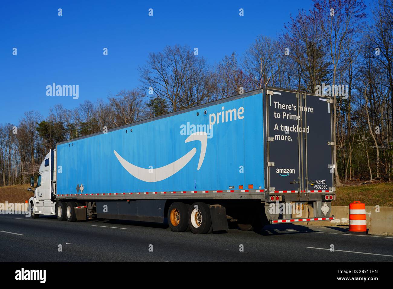 BALTIMORE, MD 30 MAR 2023 View of a blue Amazon Prime delivery