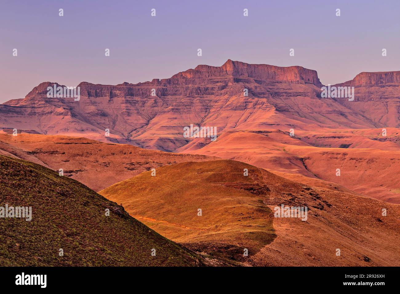 Scenic view of mountains at sunrise in KwaZulu-Natal, Drakensberg, South Africa Stock Photo